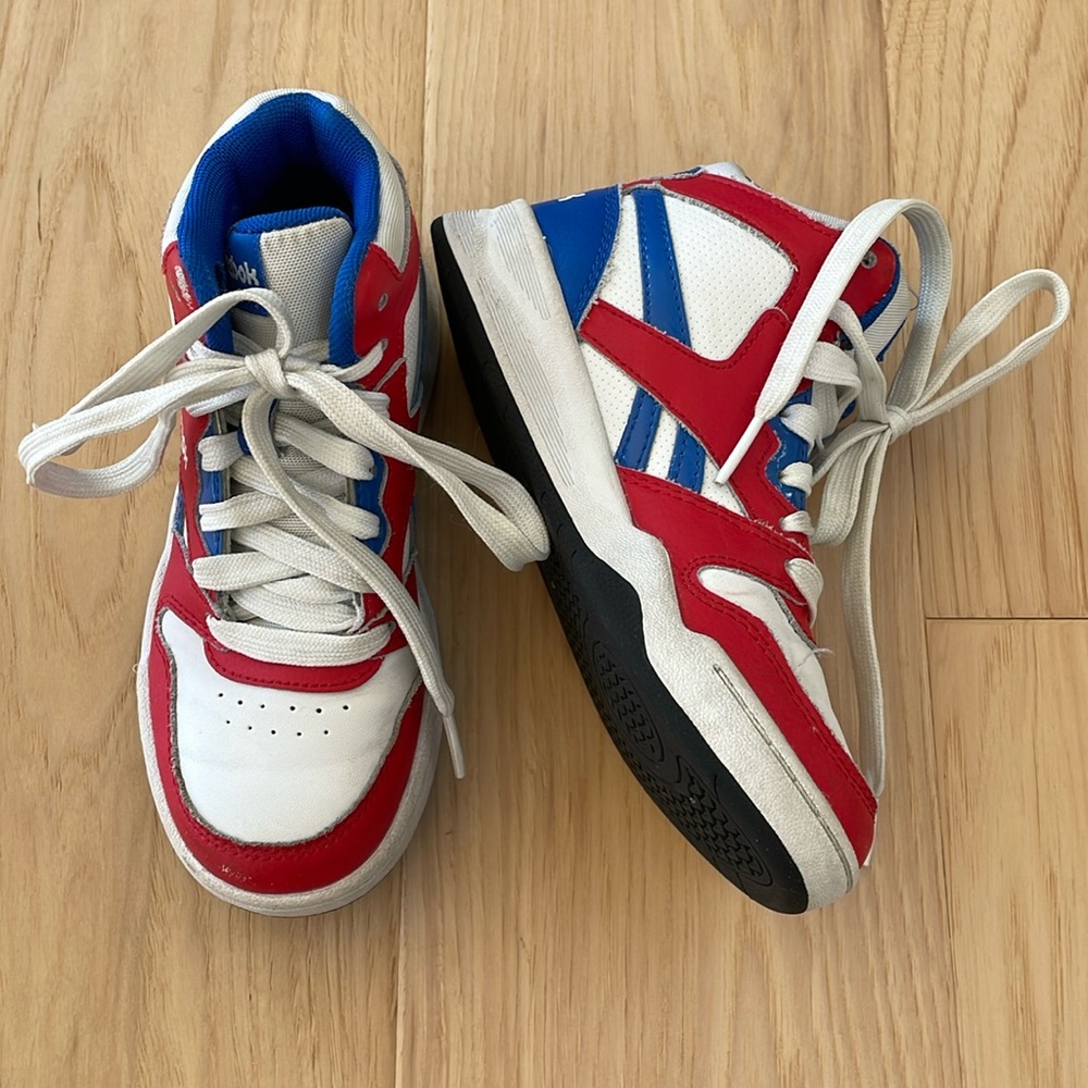 Reebok BB4500 Little Boy’s Red/White/Blue Court Basketball Sneakers Size 12.5